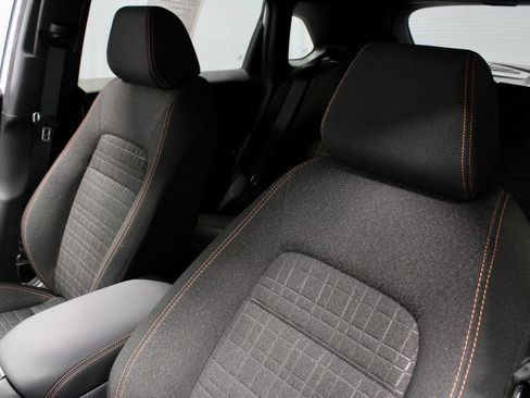 Used 2025 Honda HR-V Sport image 26