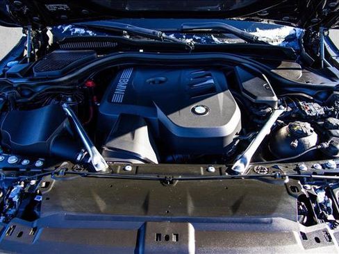 Used 2024 BMW 530i xDrive w/ Premium Package image 27