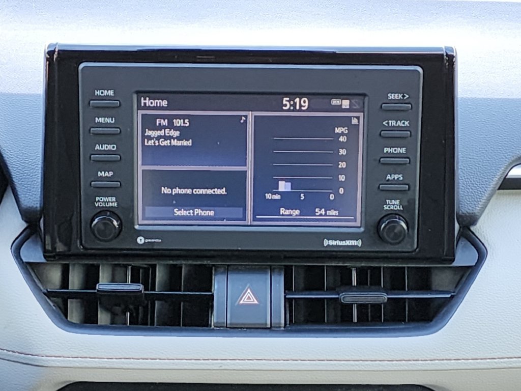 Used 2022 Toyota RAV4 XLE FWD image 20