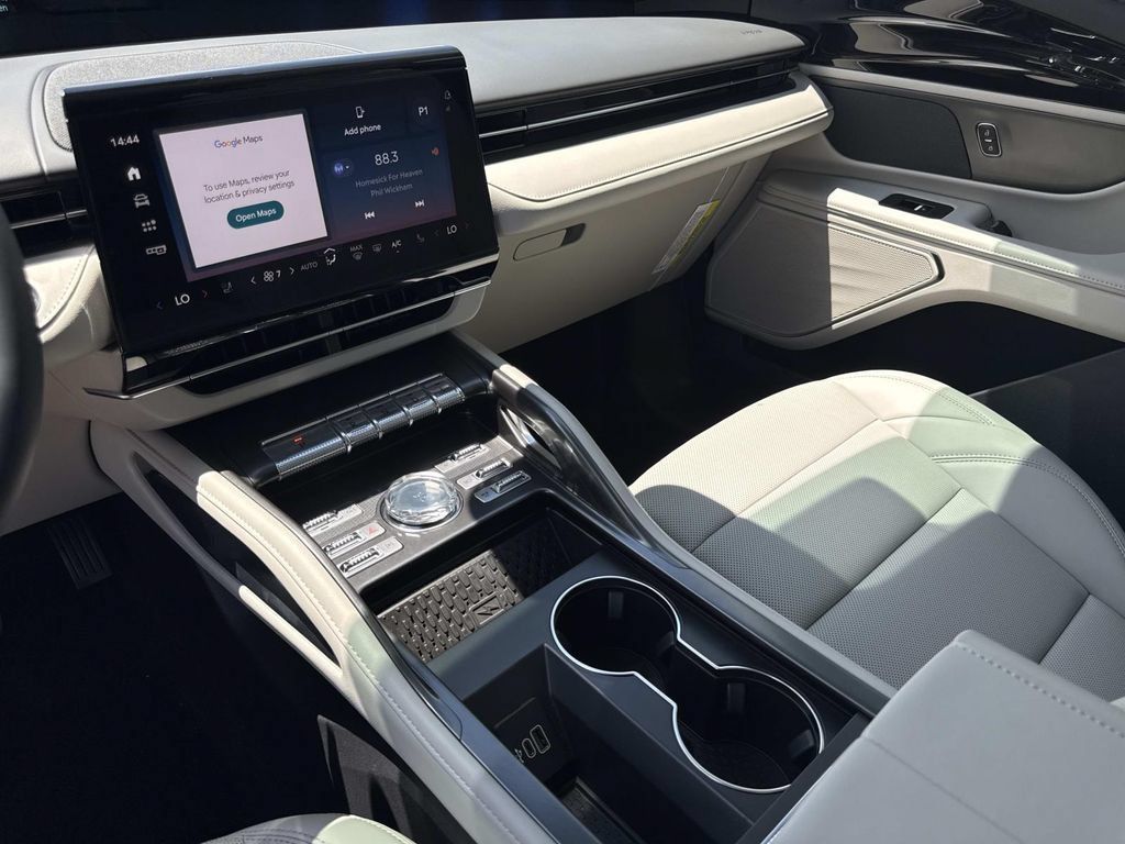 New 2026 Lincoln Nautilus Premier AWD/4WD image 25