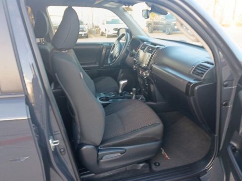 Used 2024 Toyota 4Runner TRD Off-Road image 12