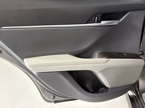 Used 2023 Toyota Camry LE image 32