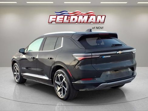 Used 2025 Chevrolet Equinox EV LT w/ Convenience Package FWD image 3