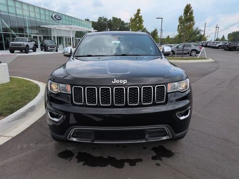 Used 2018 Jeep Grand Cherokee Limited AWD/4WD image 8