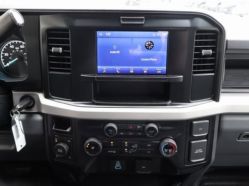 New 2026 Ford F250 XL w/ XL Chrome Package image 6