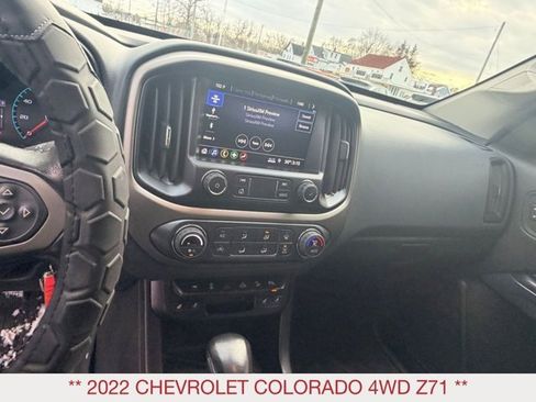 Used 2022 Chevrolet Colorado Z71 image 16