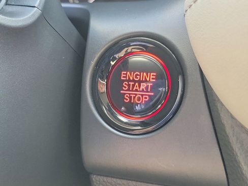 Certified 2026 Honda HR-V LX image 26