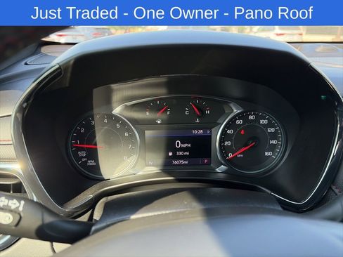 Used 2022 Chevrolet Equinox RS w/ RS Leather Package FWD image 8