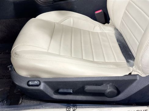 Used 2011 Ford Mustang Premium w/ 201A Rapid Spec Order Code image 19