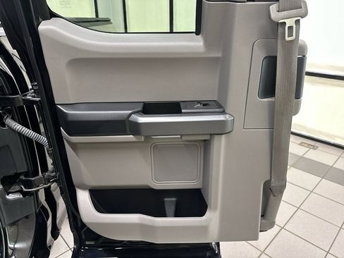 Used 2018 Ford F150 XLT w/ Equipment Group 302A Luxury image 37