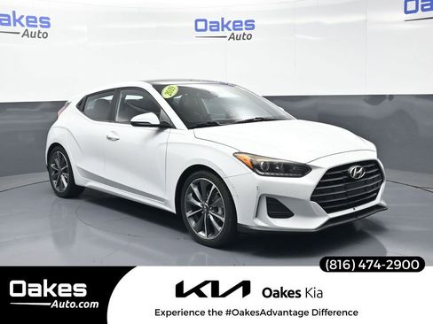 Used 2019 Hyundai Veloster 2.0 Premium FWD image 1