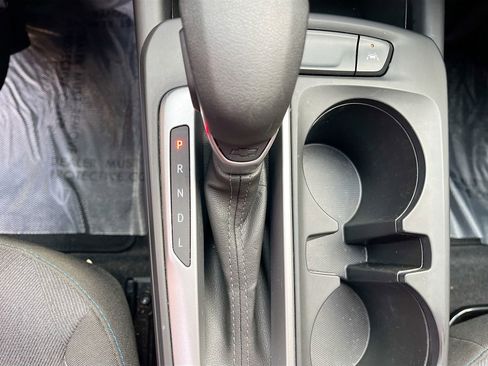 Used 2025 Chevrolet Trax LS image 16