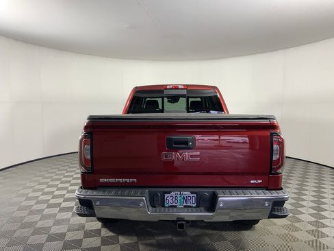 Used 2018 GMC Sierra 1500 SLT image 9