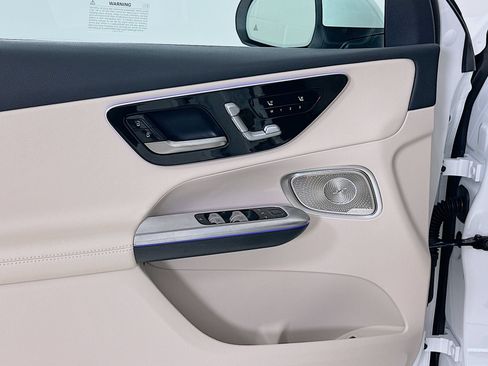 New 2026 Mercedes-Benz GLC 300 4MATIC image 19