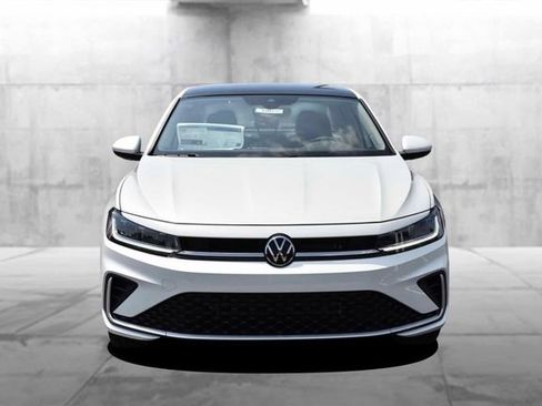 New 2026 Volkswagen Jetta SE FWD image 4