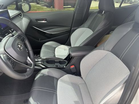 Certified 2025 Toyota Corolla XSE FWD image 6