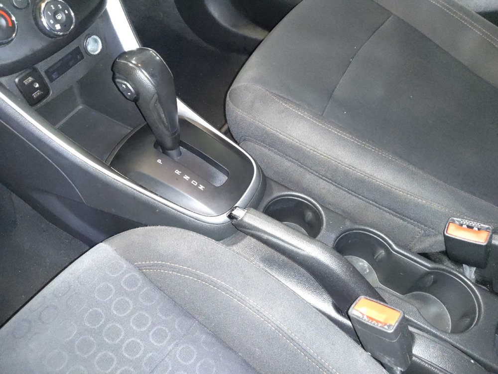 Used 2020 Chevrolet Trax LS FWD image 26