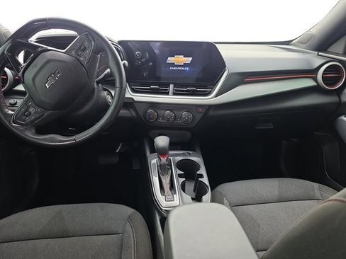 Used 2025 Chevrolet Trax RS w/ Driver Confidence Package FWD image 12