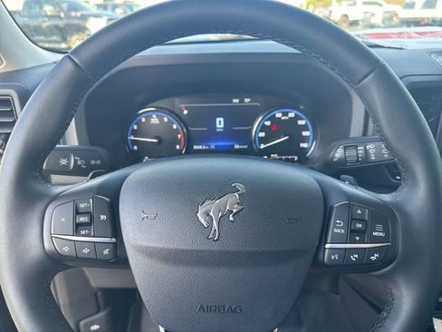 Used 2024 Ford Bronco Sport Badlands image 19