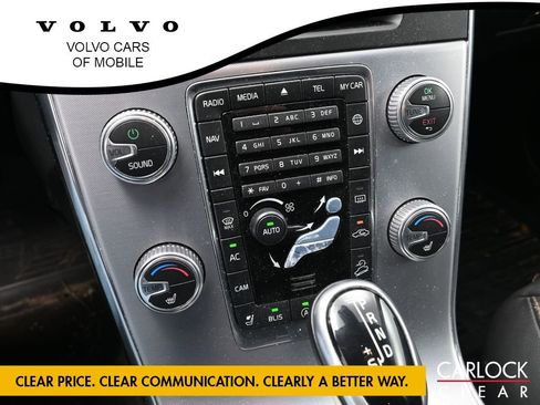 Used 2017 Volvo V60 T5 Cross Country w/ Convenience Package image 20