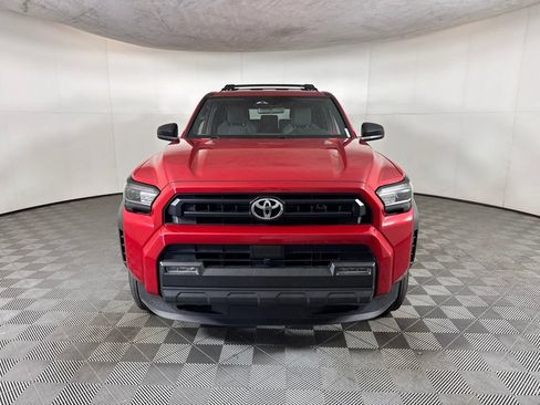 Used 2025 Toyota 4Runner SR5 AWD/4WD image 2