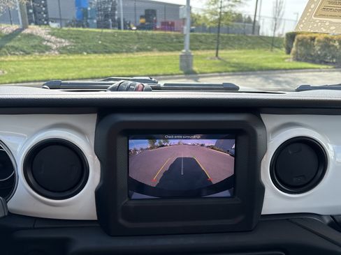 Certified 2021 Jeep Wrangler Unlimited Islander image 28