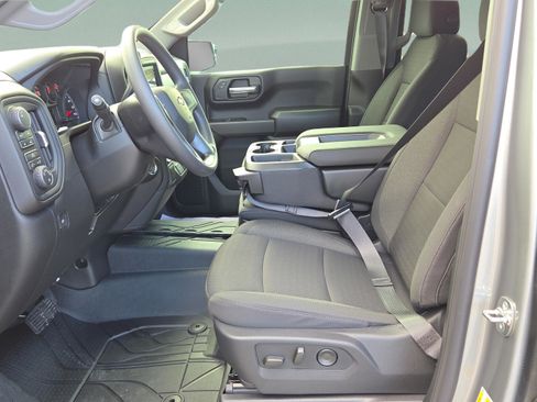 New 2026 Chevrolet Silverado 1500 Custom w/ LPO, Dark Essentials Package image 26