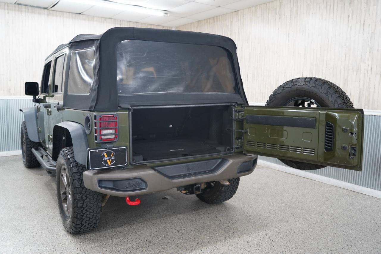 Used 2016 Jeep Wrangler Unlimited Sahara AWD/4WD image 33