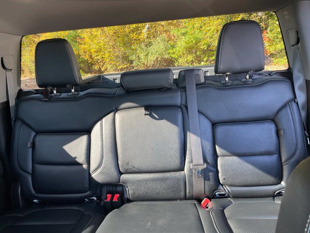 Used 2022 Chevrolet Silverado 1500 RST w/ Safety Package AWD/4WD image 36
