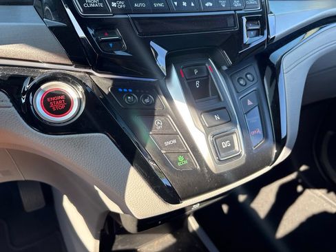 Used 2018 Honda Odyssey Elite image 26