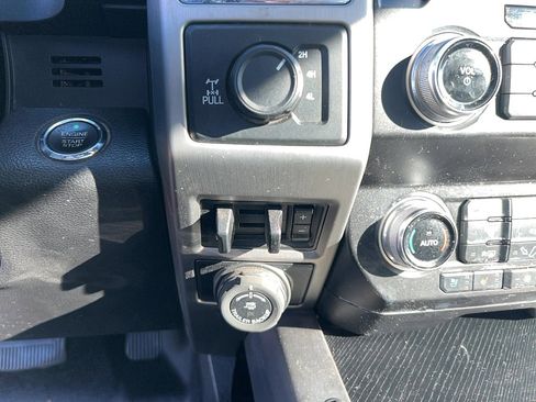 Used 2020 Ford F250 Platinum w/ Tremor Off-Road Package image 22