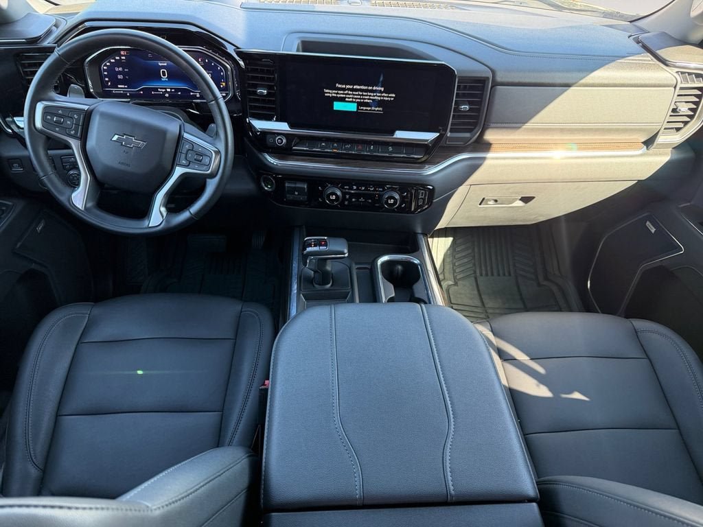 Used 2024 Chevrolet Silverado 1500 RST w/ Convenience Package II AWD/4WD image 10