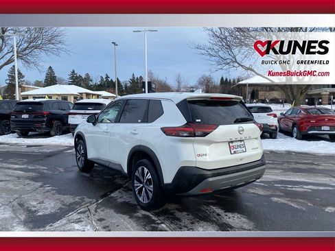 Used 2023 Nissan Rogue SV image 8