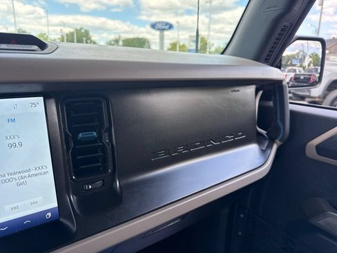 Used 2023 Ford Bronco Wildtrak AWD/4WD image 42