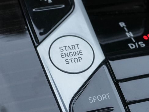 Certified 2025 BMW X5 xDrive40i AWD/4WD image 30