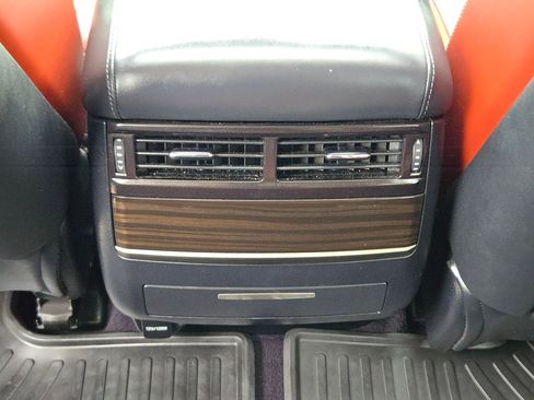 Used 2016 Lexus LX 570 4WD w/ Luxury Package image 24