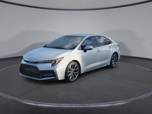Used 2021 Toyota Corolla SE FWD image 4