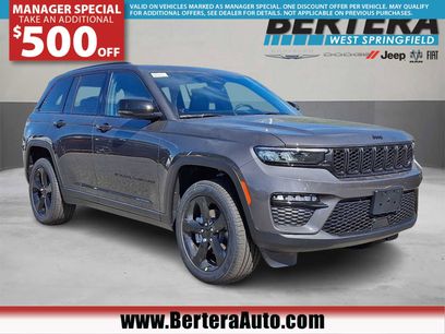 New 2025 Jeep Grand Cherokee Limited w/ Black Appearance Package