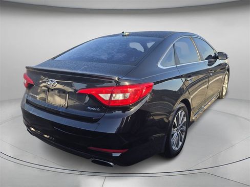 Used 2016 Hyundai Sonata Sport image 4