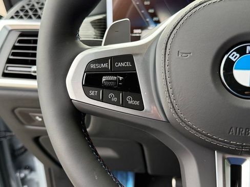 New 2026 BMW X5 M60i w/ Executive Package image 23