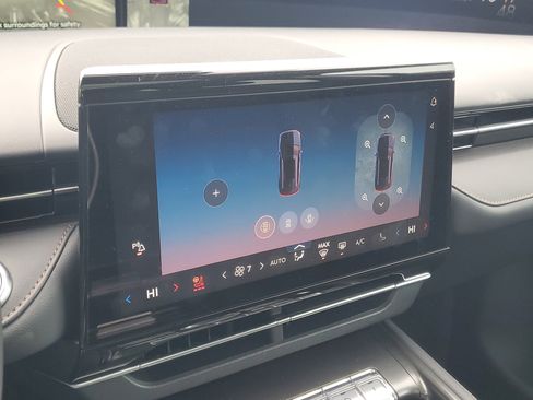 New 2026 Lincoln Nautilus Reserve image 25