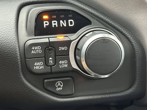 New 2026 RAM 1500 4x4 Crew Cab image 22