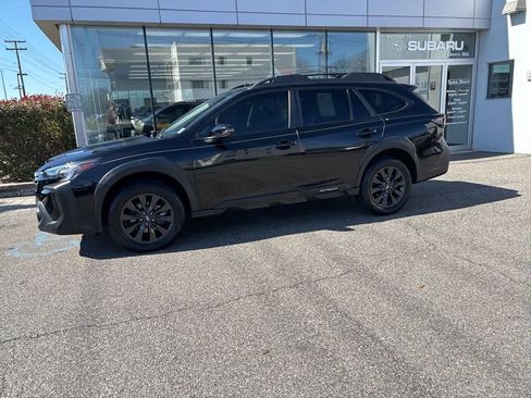 Certified 2024 Subaru Outback Onyx Edition XT image 8