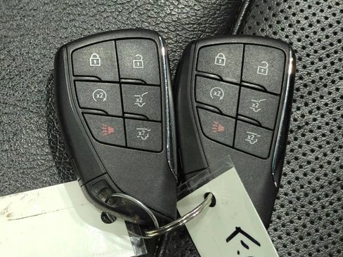 Used 2023 GMC Yukon XL Denali AWD/4WD image 16