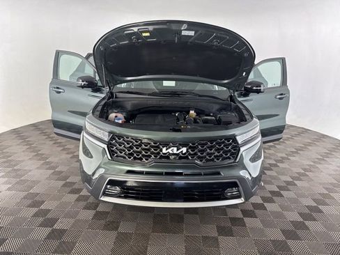 Certified 2023 Kia Sorento SX Prestige AWD/4WD image 13