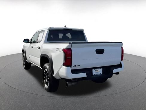 Used 2025 Toyota Tacoma TRD Off-Road image 11