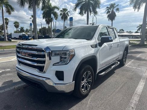 Used 2020 GMC Sierra 1500 SLE w/ SLE Value Package AWD/4WD image 1