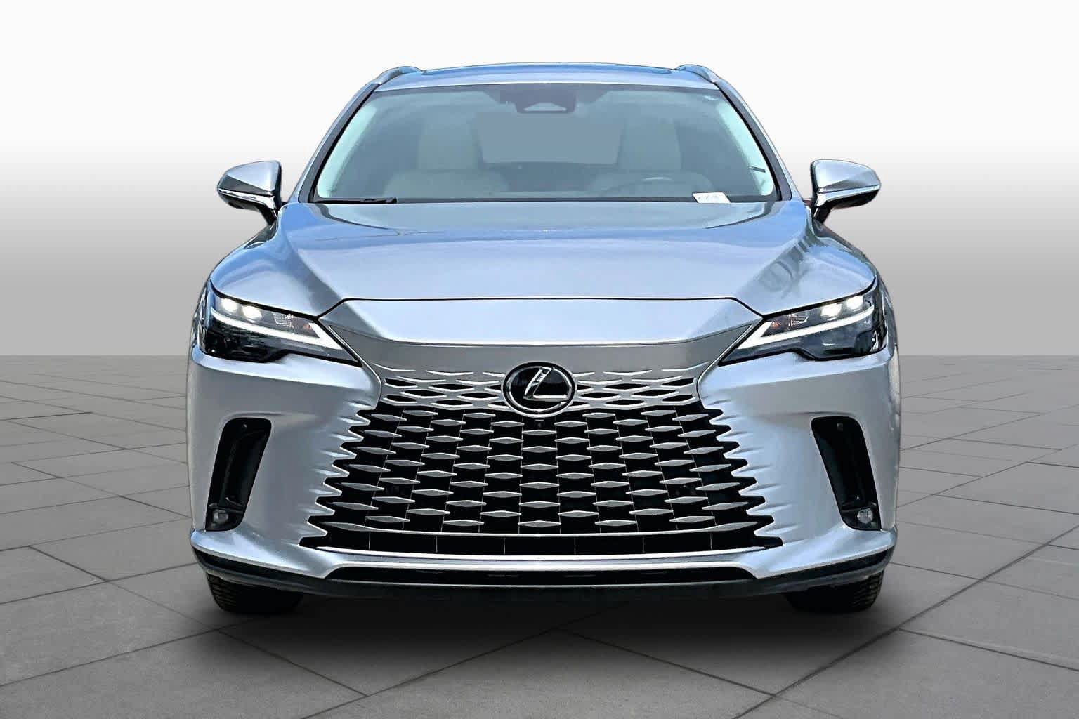 Used 2024 Lexus RX 350 Premium Plus w/ Convenience Package FWD image 4