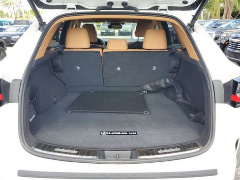 Used 2024 Lexus NX 250 FWD image 8