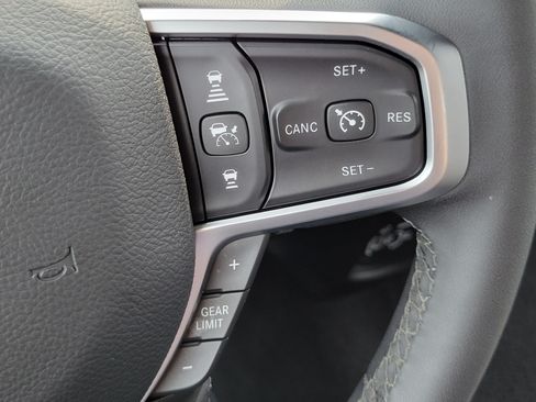 Used 2026 RAM 2500 Big Horn AWD/4WD image 12